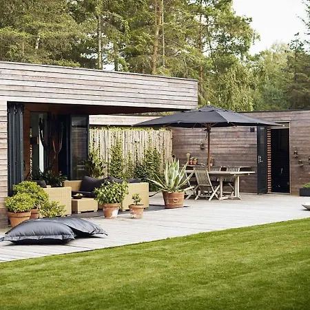 Tranquil Holiday In With Jacuzzi, Bar, Sauna *